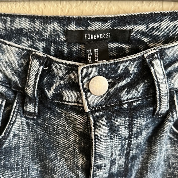 Forever 21 Size 24 Jeans Acid Washed Skinny Distressed - Picture 2 of 3